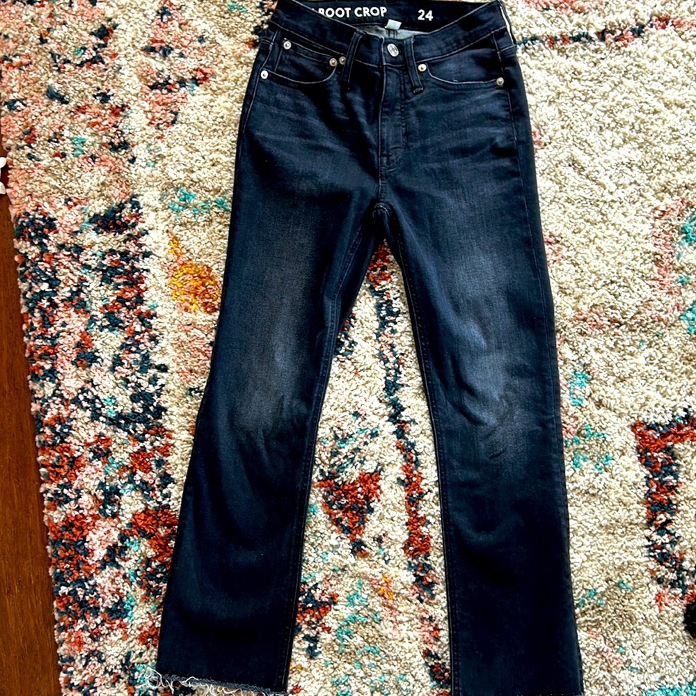 J.crew charcoal Billie crop. Size 24